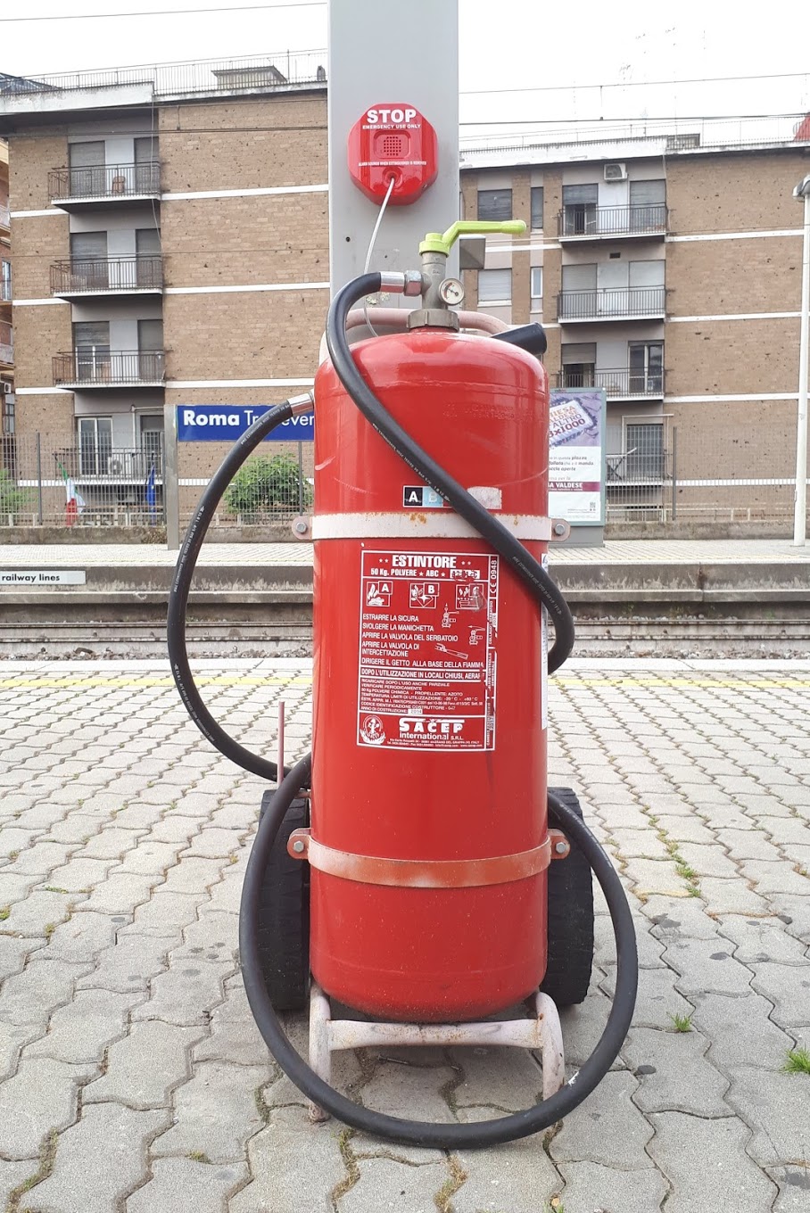 station extinguishers, train station extinguishers, metro extinguishers